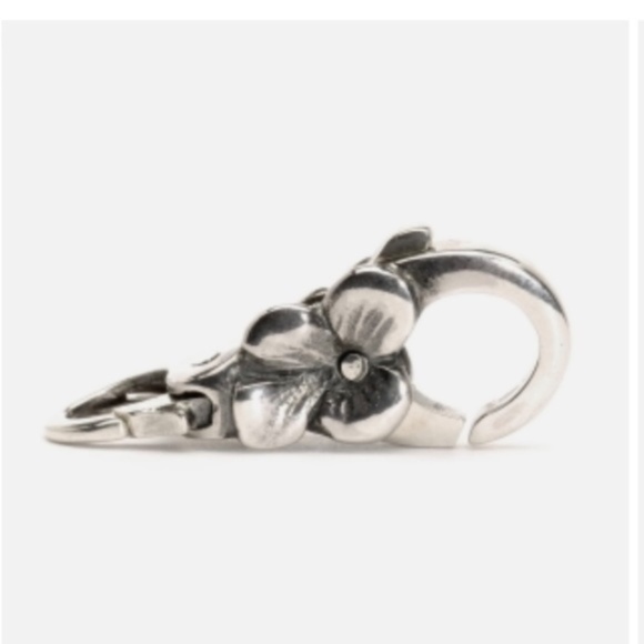 Trollbeads Jewelry - Trollbeads flower clasp